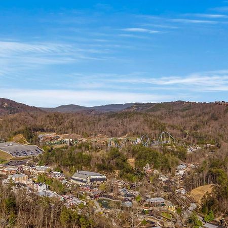 Near Dollywood Updated - Pinecrest Townhomes Pigeon Forge Exterior photo