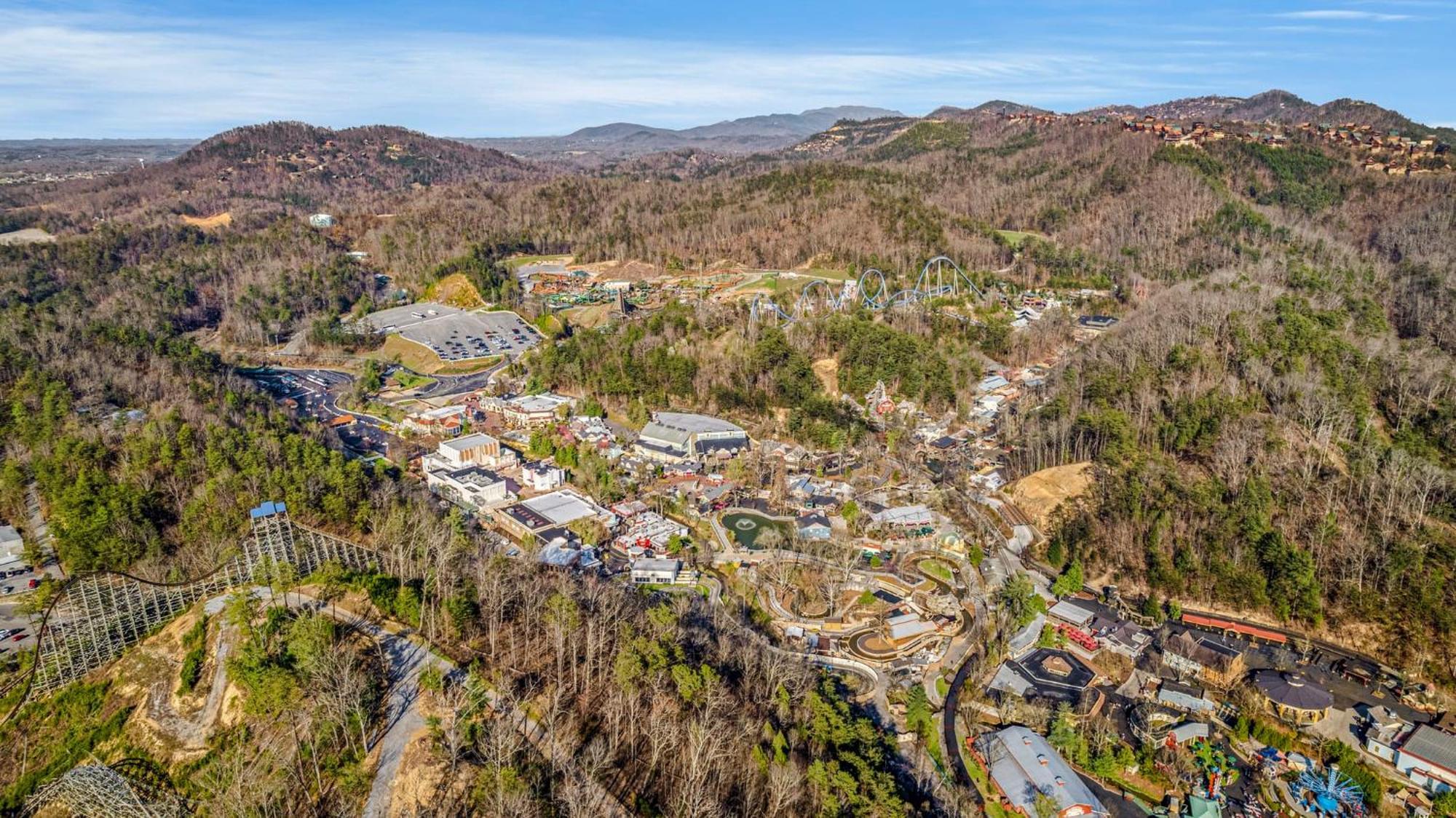 Near Dollywood Updated - Pinecrest Townhomes Pigeon Forge Exterior photo